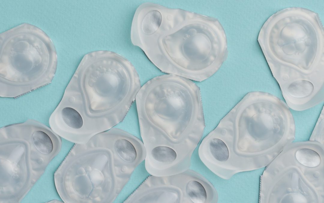 Don’t Lose Business to Online Contact Lens Retailers